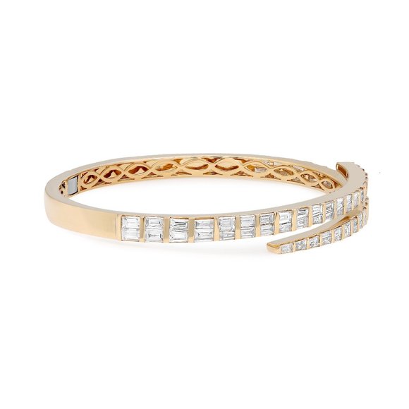 Rachel Koen 4.27Ctw Tapered Baguette Cut Diamond Bangle Bracelet 18K Yellow Gold - Picture 5 of 6